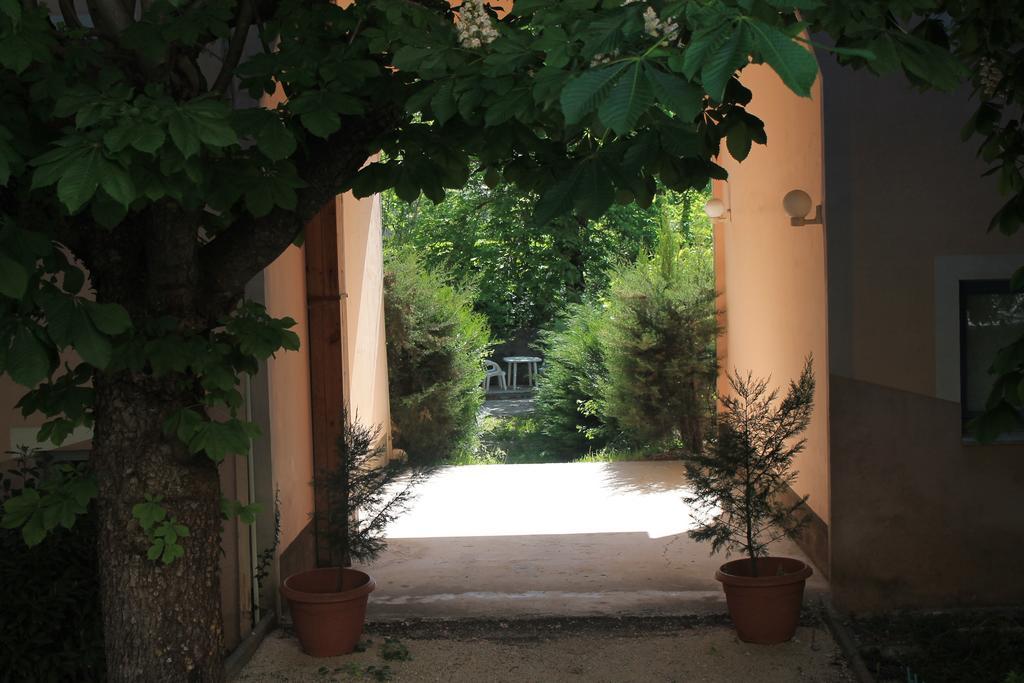 Hotel Les Canyons Du Verdon Castellane Exterior foto